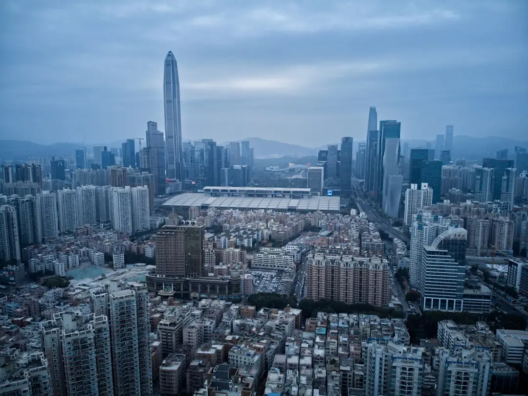 重庆充电站建设指南：交流桩与直流桩的选型要点解析