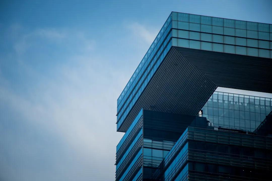 直流桩与交流桩技术对比：适用场景与选型指南