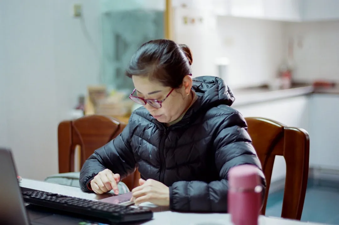 新能源汽车充电设备技术解析：智能充电如何提升充电站运营效率